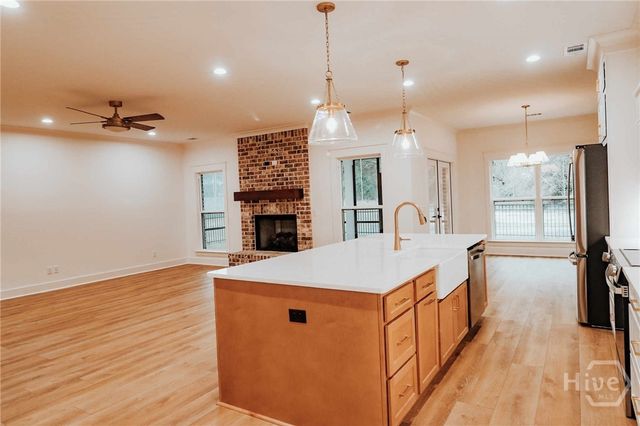 153 Lansing Dr, Ellabell, GA 31308