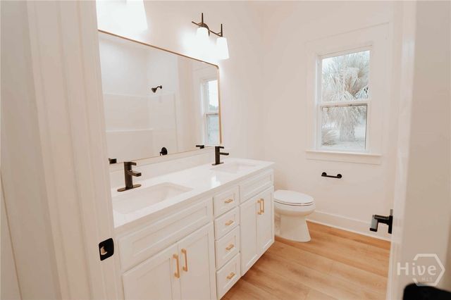 153 Lansing Dr, Ellabell, GA 31308