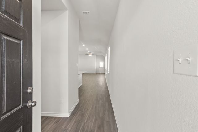 1024 Wind Drift Way, Fort Worth, TX 76131