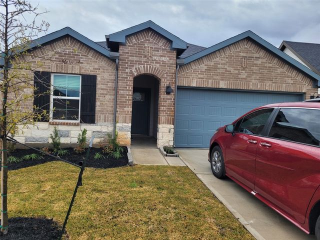 4947 Oakwood Drive, Arcola, TX 77545