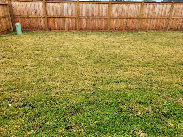 4947 Oakwood Drive, Arcola, TX 77545