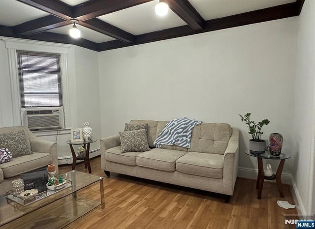 25 Hazelton Street, Ridgefield Park, NJ 07660