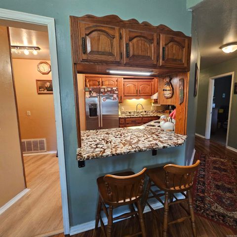 40 E Pless Place, Russellville, AR 72802