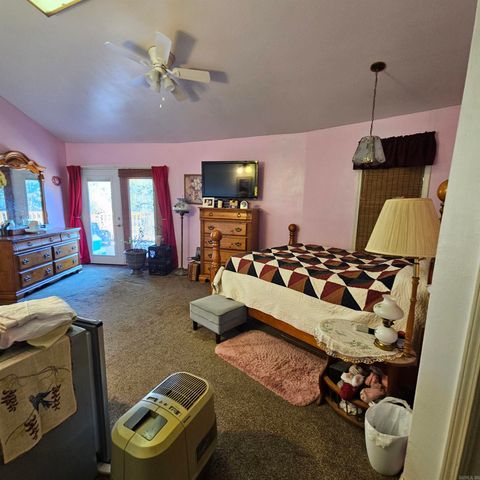 40 E Pless Place, Russellville, AR 72802