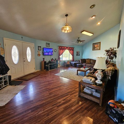 40 E Pless Place, Russellville, AR 72802