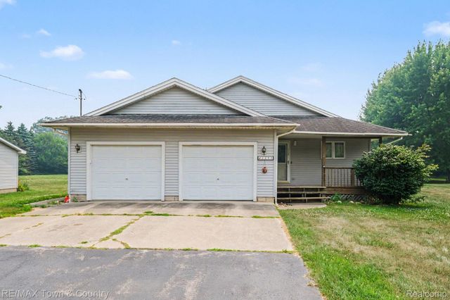1291 W Tobias Road, Vienna Charter Township, MI 48420