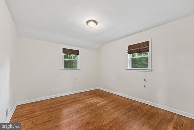 2722 WOODLEY PL, Falls Church, VA 22046
