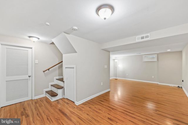 2722 WOODLEY PL, Falls Church, VA 22046