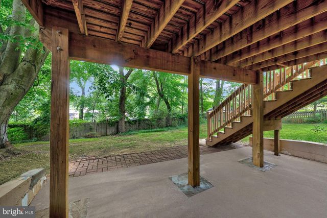2722 WOODLEY PL, Falls Church, VA 22046