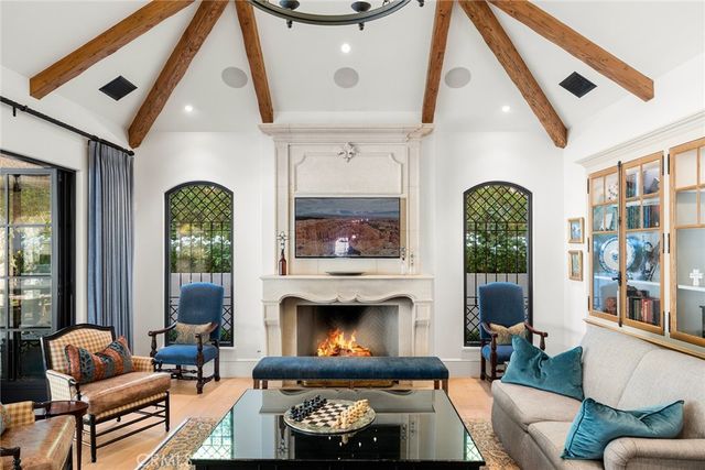 7 Oakmont, Newport Beach, CA 92660