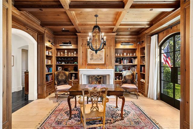 7 Oakmont, Newport Beach, CA 92660