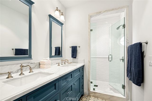 7 Oakmont, Newport Beach, CA 92660