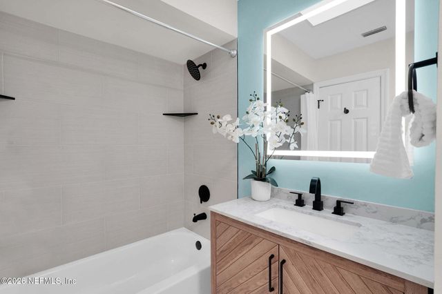 5 SEABRIDGE Drive, Ormond Beach, FL 32176