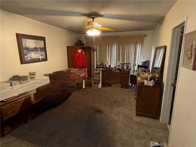 6460 Dos Rios, Downey, CA 90240