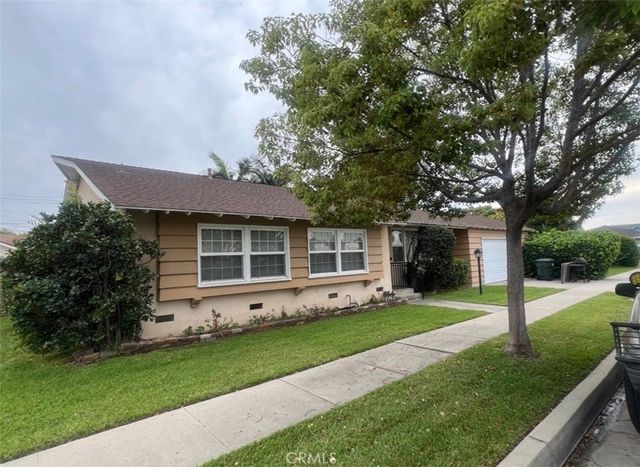 6460 Dos Rios, Downey, CA 90240