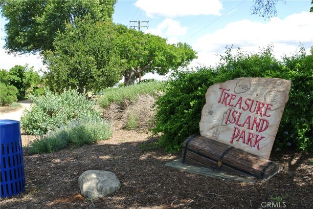 6460 Dos Rios, Downey, CA 90240