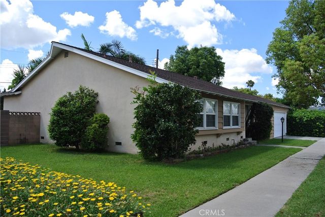 6460 Dos Rios, Downey, CA 90240