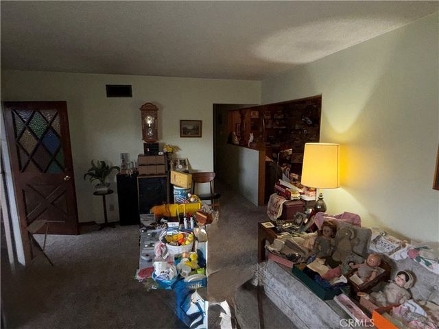 6460 Dos Rios, Downey, CA 90240