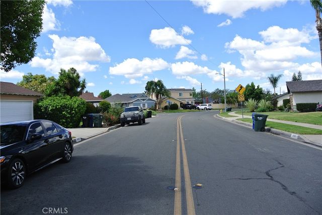 6460 Dos Rios, Downey, CA 90240