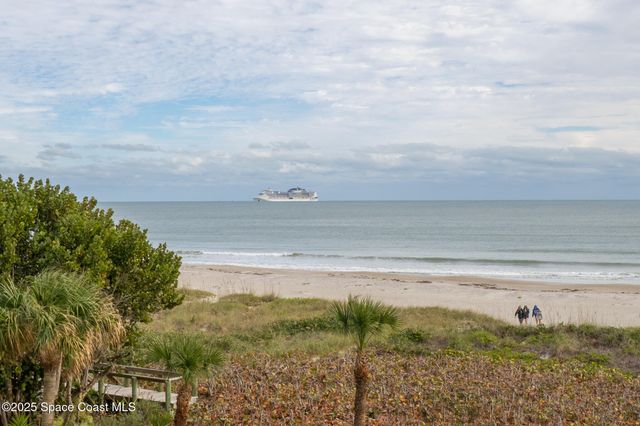 545 Garfield Avenue 402, Cocoa Beach, FL 32931