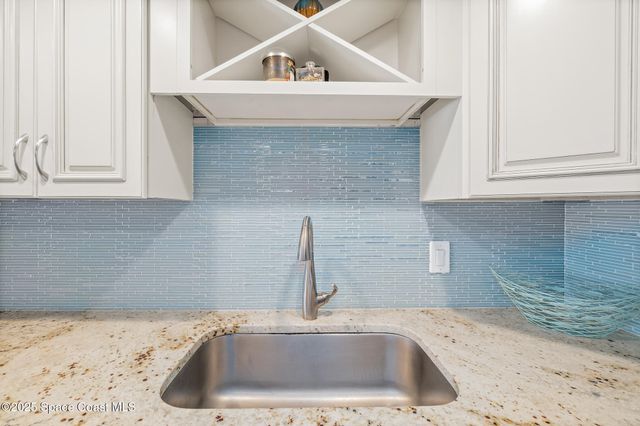 545 Garfield Avenue 402, Cocoa Beach, FL 32931