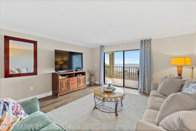 545 Garfield Avenue 402, Cocoa Beach, FL 32931