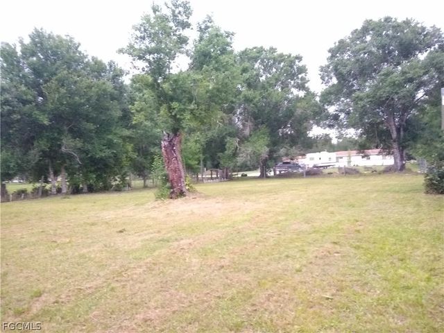 6870 Golden RD, North Fort Myers, FL 33917