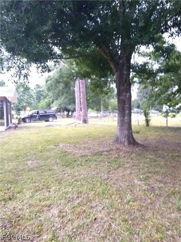 6870 Golden RD, North Fort Myers, FL 33917