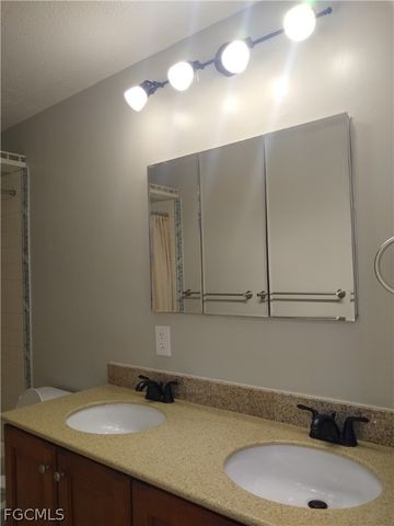 6870 Golden RD, North Fort Myers, FL 33917