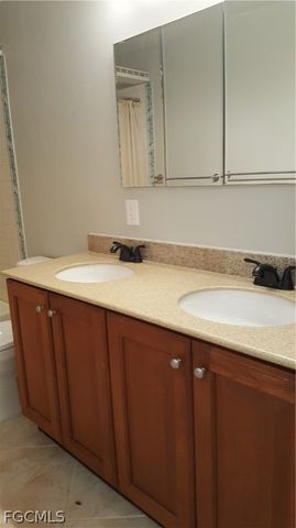 6870 Golden RD, North Fort Myers, FL 33917