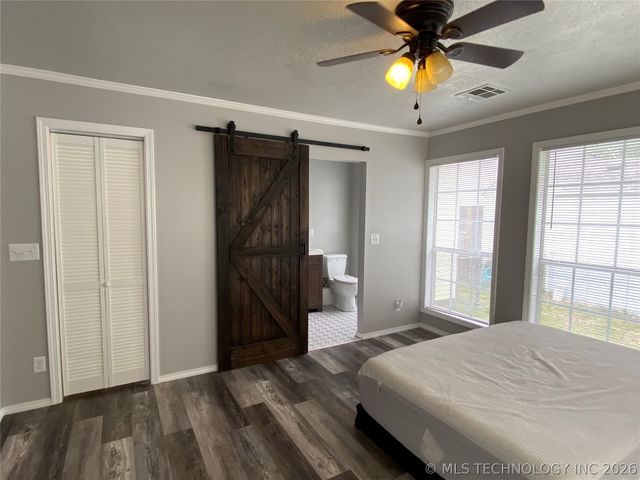 4711 E 4th Place, Tulsa, OK 74112