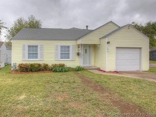 4711 E 4th Place, Tulsa, OK 74112