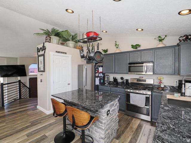 2747 S HARDMAN CV, Magna, UT 84044