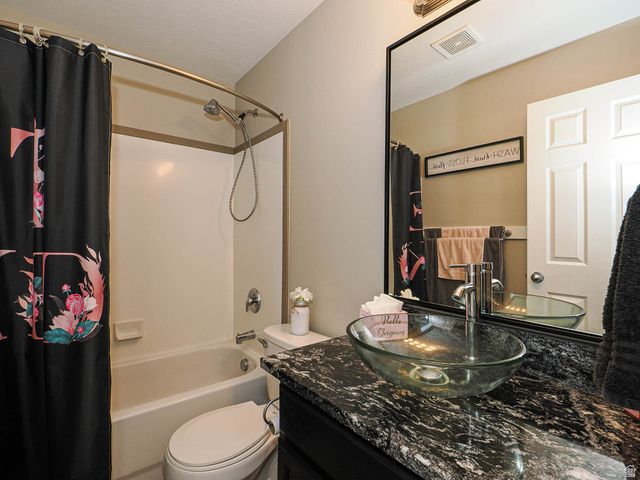 2747 S HARDMAN CV, Magna, UT 84044