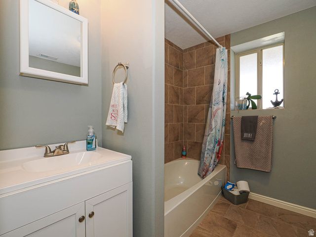 2747 S HARDMAN CV, Magna, UT 84044