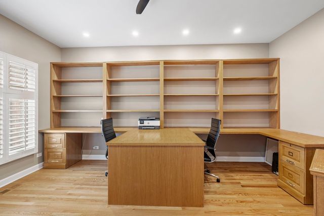 1203 N Burning Bush Lane, Mount Prospect, IL 60056