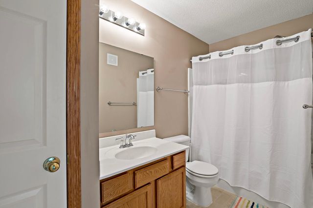 4855 Bulrush Boulevard, Shakopee, MN 55379