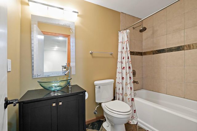 4855 Bulrush Boulevard, Shakopee, MN 55379