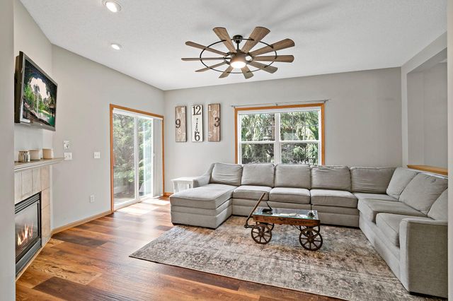 4855 Bulrush Boulevard, Shakopee, MN 55379