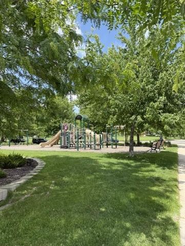 4855 Bulrush Boulevard, Shakopee, MN 55379
