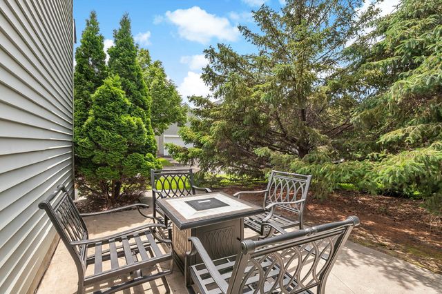 4855 Bulrush Boulevard, Shakopee, MN 55379