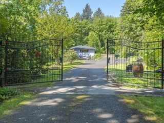 17620 Se EVERGREEN Hwy, Vancouver, WA 98683