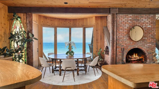 26902 Malibu Cove Colony Drive, Malibu, CA 90265