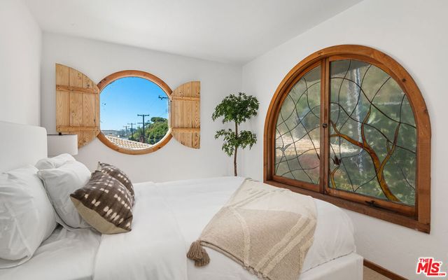 26902 Malibu Cove Colony Drive, Malibu, CA 90265