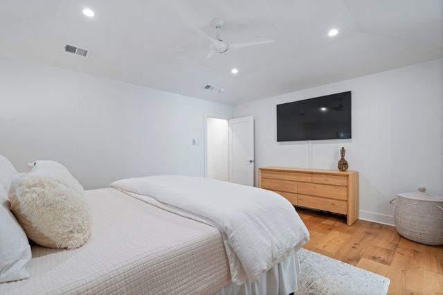 7211 Pleasant View Drive, Dallas, TX 75231