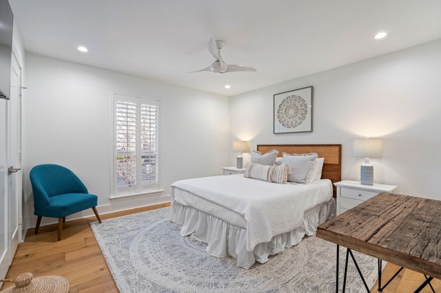 7211 Pleasant View Drive, Dallas, TX 75231