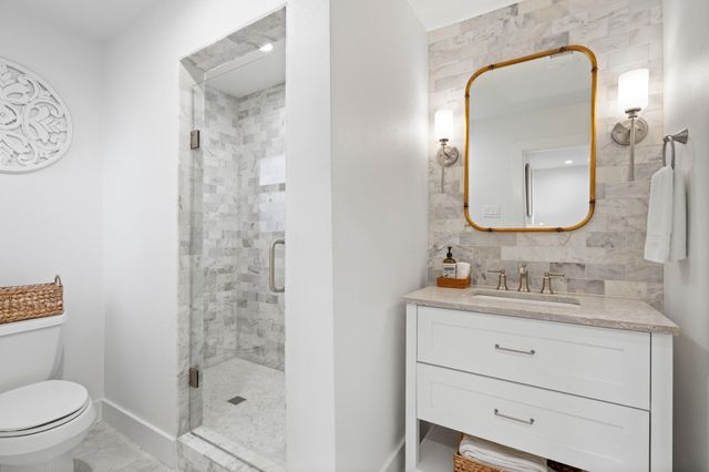 7211 Pleasant View Drive, Dallas, TX 75231