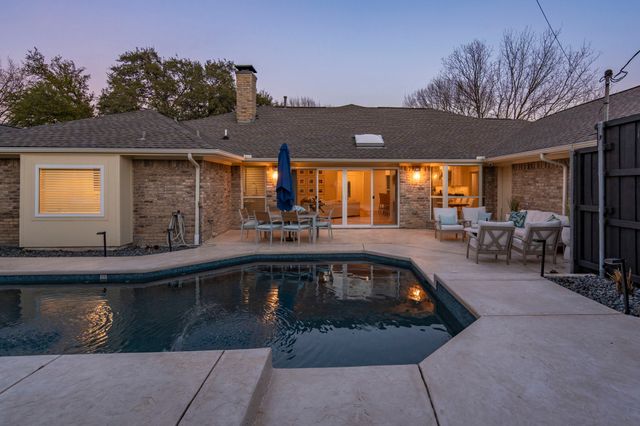 7211 Pleasant View Drive, Dallas, TX 75231