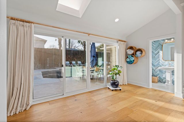 7211 Pleasant View Drive, Dallas, TX 75231