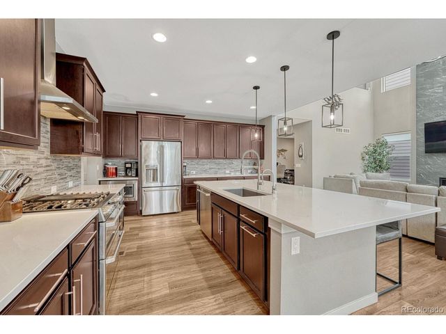 9147 Star Streak Cir, Littleton, CO 80125